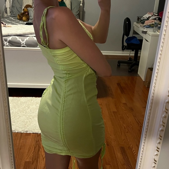 🚨SOLD🚨Neon Green Dress - Picture 2 of 6